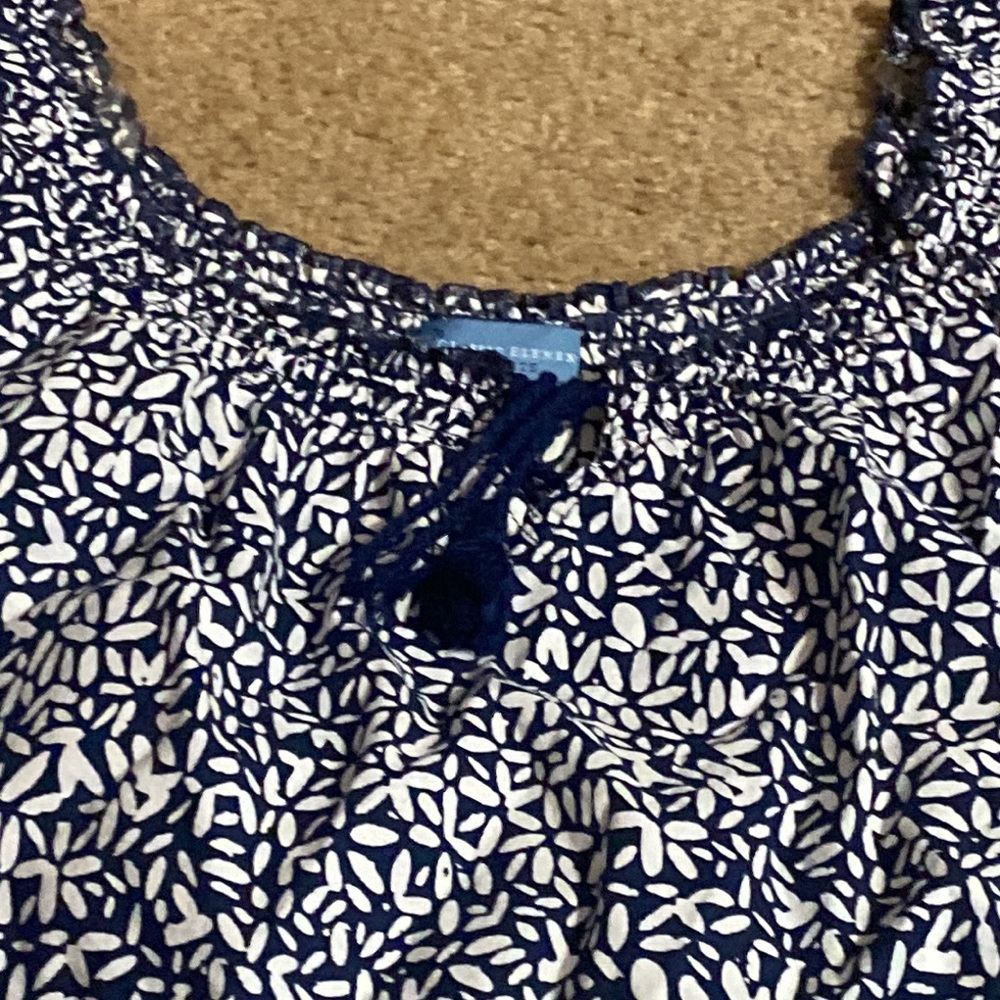 Patterned Blouse - Picture 3 of 7